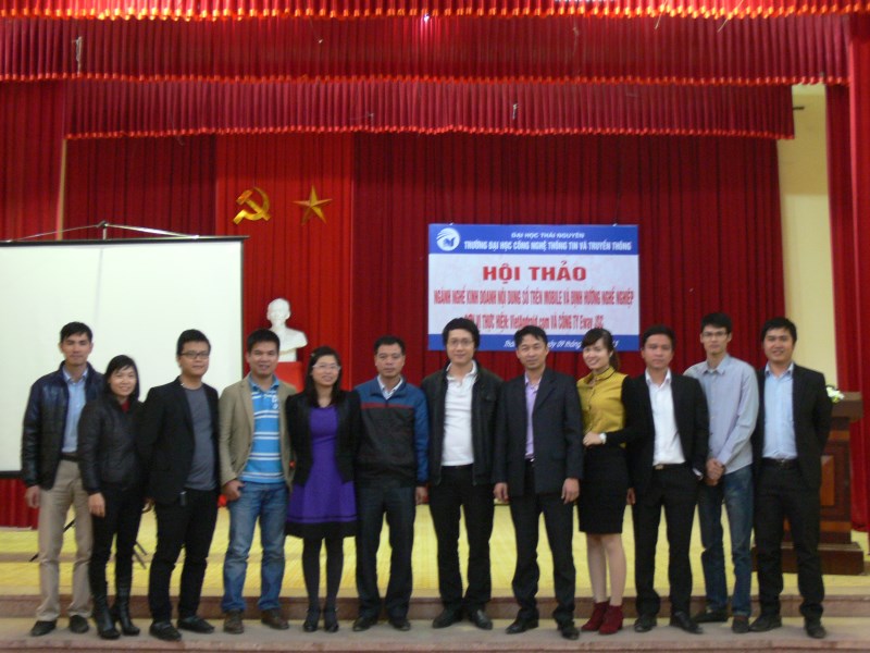 kinh-doanh-noi-dung-so-huong-mo-cho-sinh-vien-cong-nghe-thong-tin11