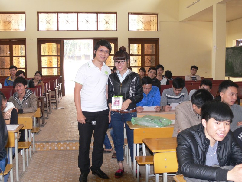 kinh-doanh-noi-dung-so-huong-mo-cho-sinh-vien-cong-nghe-thong-tin5